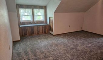 134 E Main St, Agency, IA 52530
