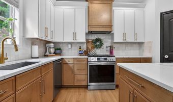 74 Cleburne Pl, Acworth, GA 30101