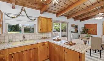 3230 EUREKA Pl, Carlsbad, CA 92008