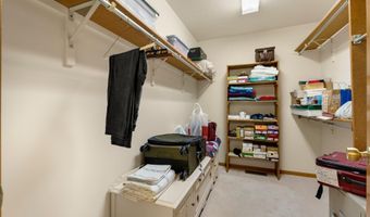 1114 Packard PL Pl, Auburn, IN 46706