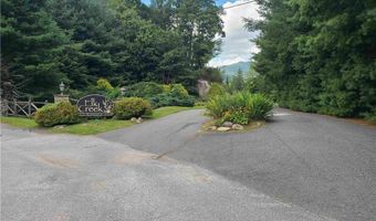 520 Elk Creek Dr, Banner Elk, NC 28604