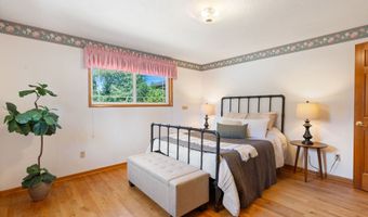 11514 SE WOOD Ave, Milwaukie, OR 97222