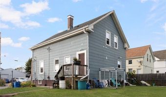 7 Cleveland Ave, Cranston, RI 02920