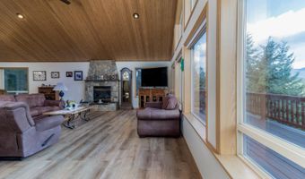 935 French Point Dr, Bonners Ferry, ID 83805