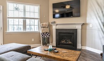 150 Michie Pl, Aberdeen, NC 28315