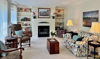 475 Sunrise Ln, Arlington, VT 05250