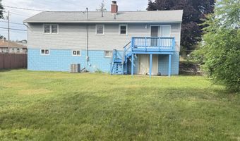 4 Nicholas Dr, Albany, NY 12205