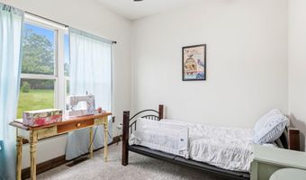 11830 Farm Road 1195, Aurora, MO 65605