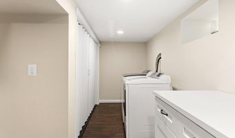 612 W GRAISBURY Ave, Audubon, NJ 08106
