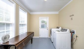 411 N Main St, Bishopville, SC 29010