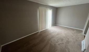 2621 Woodsedge Rd, Columbus, OH 43224
