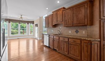 9056 Crystal Brook Dr, Apison, TN 37302