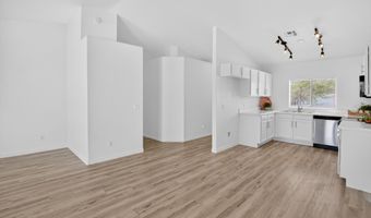 690 E OSAGE Ave, Apache Junction, AZ 85119