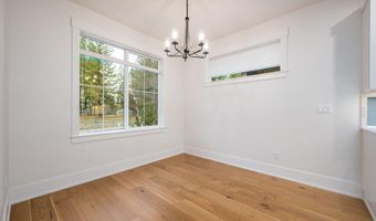 62667 NW McClain Dr, Bend, OR 97703