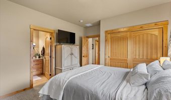 50 Bellflower Ct, Blanchard, ID 83804