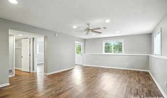 9337 Andrew Farms Dr, Alto, MI 49302