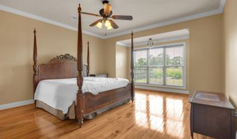 210 Grand Lake Dr, Arnaudville, LA 70512