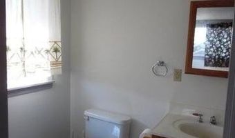 230 Searsport Ave, Belfast, ME 04915