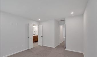 313 Rolling Green Rd, Adairsville, GA 30103