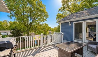 12 Pat Dr, Lincoln, RI 02865