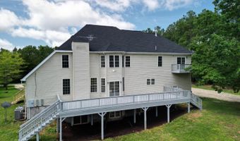 1505 Chestnut Grv, Appomattox, VA 24522