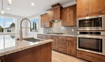 20310 Eagle Ln E, Bonney Lake, WA 98391