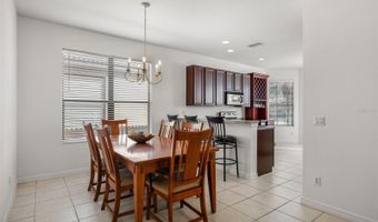 5808 HIDDEN FALLS Ln, Apollo Beach, FL 33572