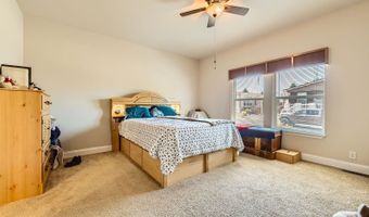 18248 S THERESA Ln, Oregon City, OR 97045