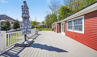 13 Mulcahy Ln, Billerica, MA 01821