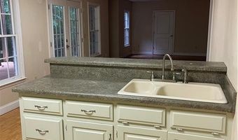 3910 Barnett Shoals Rd, Athens, GA 30605