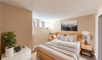 1408 HOPKINS St NW B, Washington, DC 20036