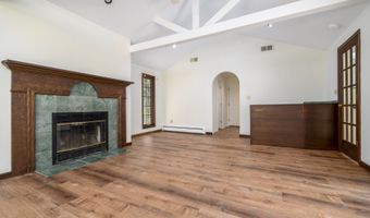 200 Chipman Dr, Cheshire, CT 06410