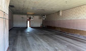 311 Audubon St, Adair, IA 50002