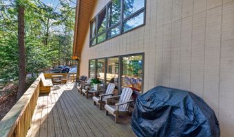 55 Lakeview Dr, Adirondack, NY 12808
