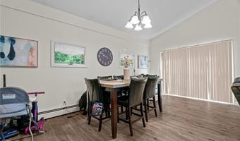 129 Simmonsville Ave, Johnston, RI 02919