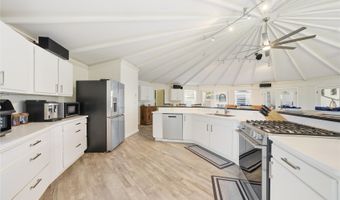 435 N Kalaheo Ave, Kailua, HI 96734