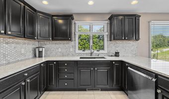 1021 E 145 Rd, Angola, IN 46703