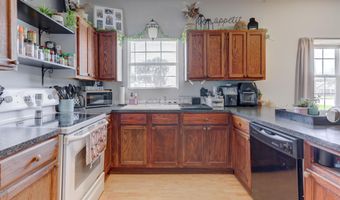 1326 S Summit St, Arkansas City, KS 67156