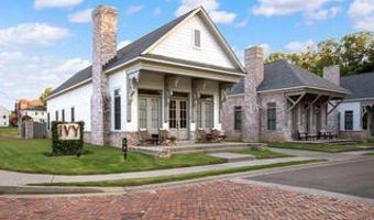 2355 Memphis St, Hernando, MS 38632