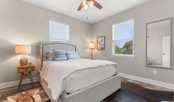 4039 Bonita St, Bay St. Louis, MS 39520