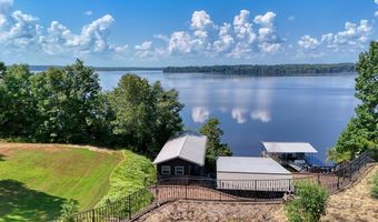 390 Branch Loop Rd, Big Sandy, TN 38221