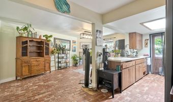 1080 Buena Pl, Carlsbad, CA 92008