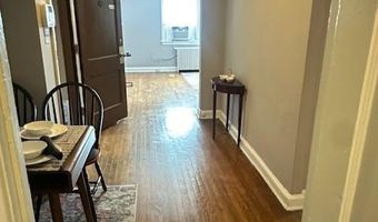 1424 STAPLES St NE 3, Washington, DC 20002