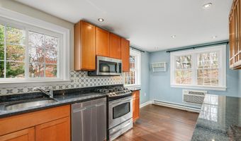 1616 FITZGERALD Ln, Alexandria, VA 22302