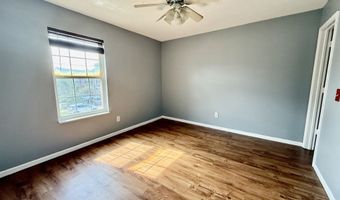 6903 Governors Pointe Blvd, Indianapolis, IN 46217