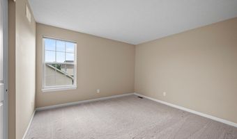 587 Surrey Dr, Aurora, OH 44202
