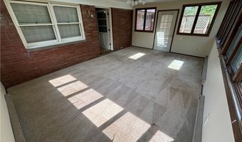 1031 Chevelle Dr, Akron, OH 44319