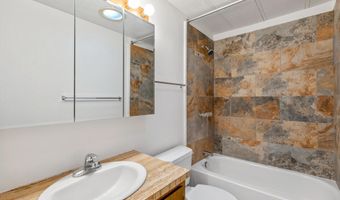 1523 SE Bronzewood Ave, Bend, OR 97702