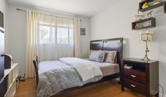 124 Reddington Ct, Camarillo, CA 93010