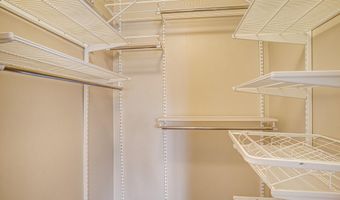 6143 EDSALL Rd J, Alexandria, VA 22304